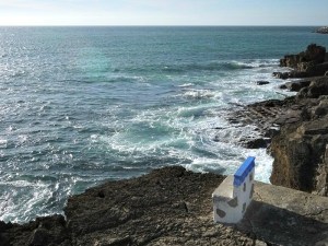 ericeira oceanfront bench